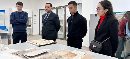 Эксперты Центра поддержки цифрового правительства посетили Архив Президента РК  фото галереи 3